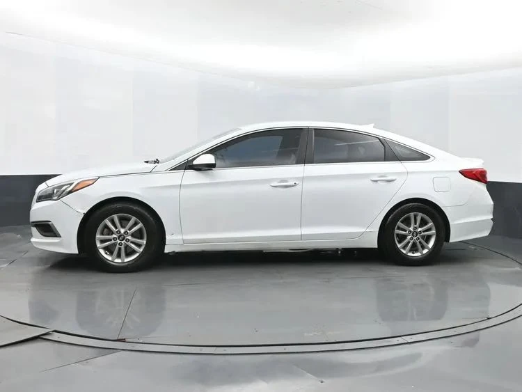 2017 Hyundai Sonata - Image 5 of 12