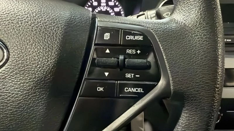 2017 Hyundai Sonata - Image 11 of 12