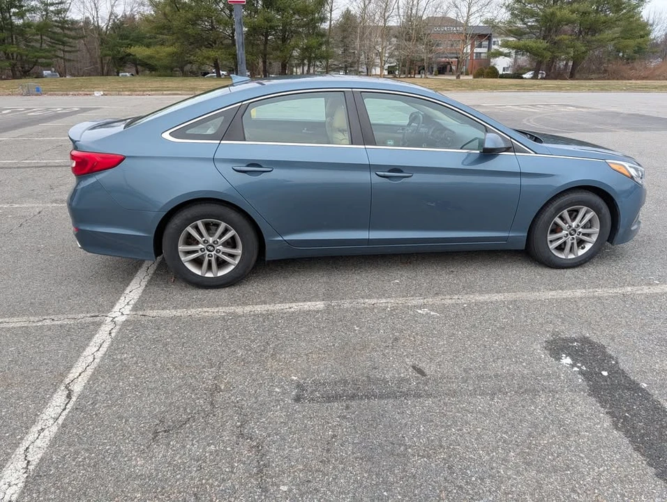 2017 Hyundai Sonata - Image 5 of 15