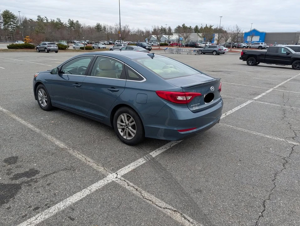 2017 Hyundai Sonata - Image 2 of 15