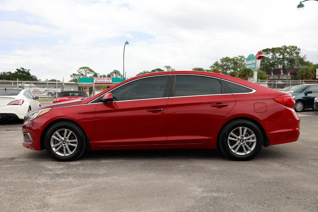 2017 Hyundai Sonata - Image 3 of 12
