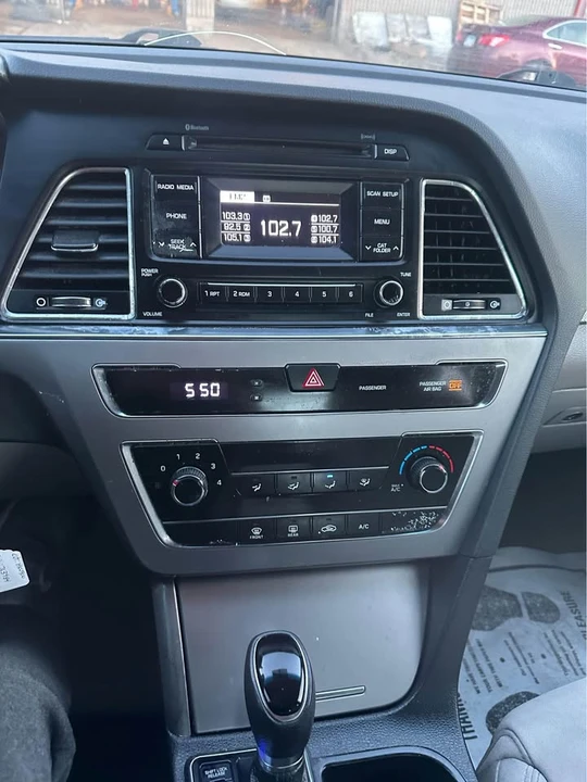 2017 Hyundai Sonata - Image 7 of 16