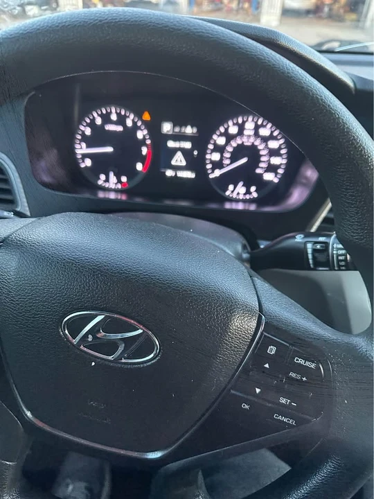 2017 Hyundai Sonata - Image 11 of 16