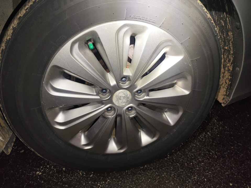 2017 Hyundai Sonata - Image 9 of 18