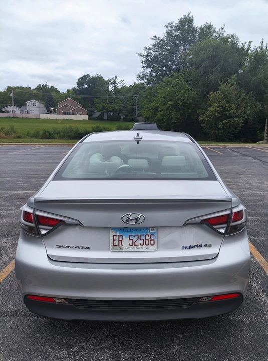 2017 Hyundai Sonata - Image 5 of 18