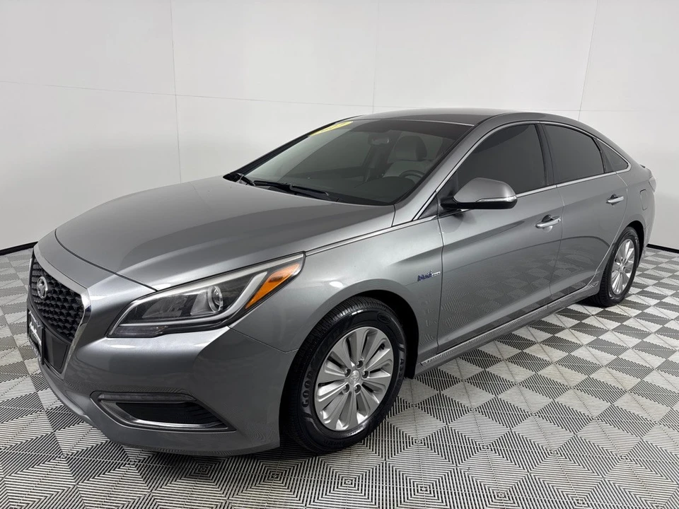 2017 Hyundai Sonata - Image 9 of 12
