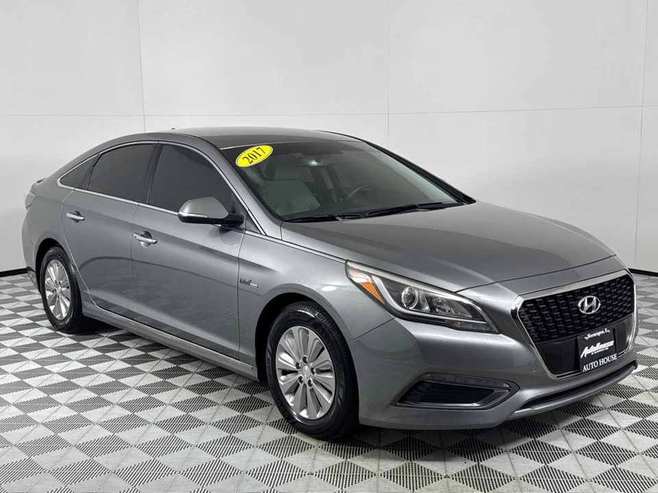 2017 Hyundai Sonata - Image 3 of 12