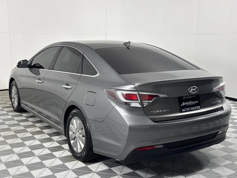 2017 Hyundai Sonata - Image 7 of 12