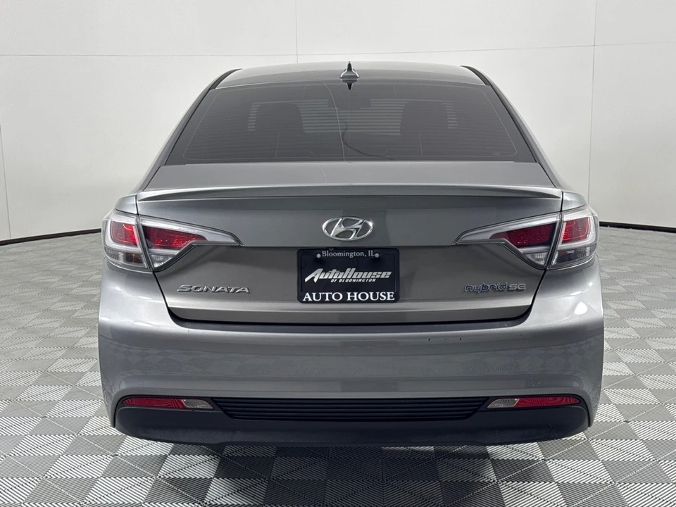 2017 Hyundai Sonata - Image 6 of 12