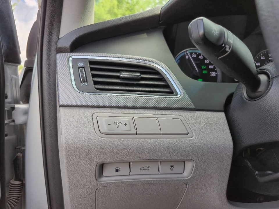 2017 Hyundai Sonata - Image 21 of 21