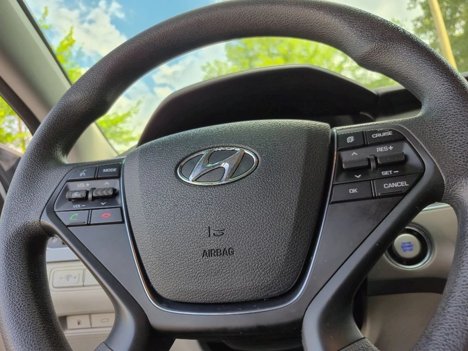 2017 Hyundai Sonata - Image 20 of 21