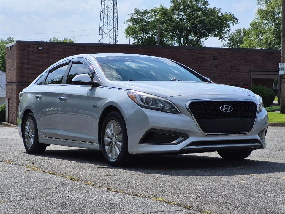 2017 Hyundai Sonata - Image 3 of 21