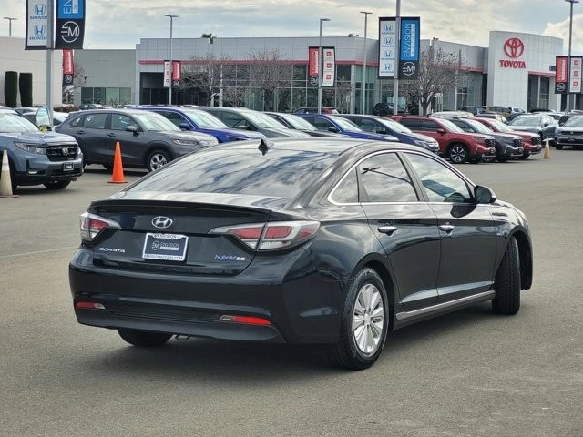 2017 Hyundai Sonata - Image 4 of 12