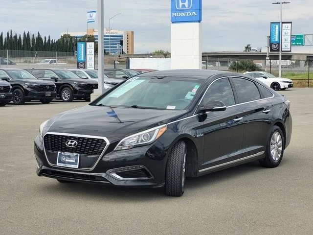 2017 Hyundai Sonata - Image 8 of 12