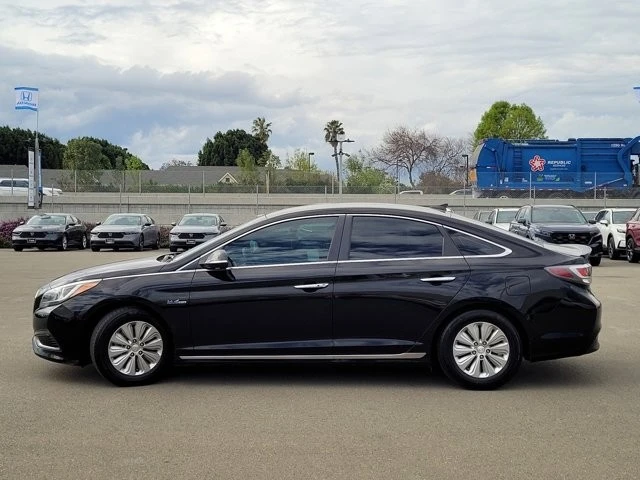 2017 Hyundai Sonata - Image 7 of 12
