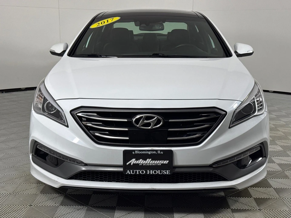 2017 Hyundai Sonata - Image 11 of 12