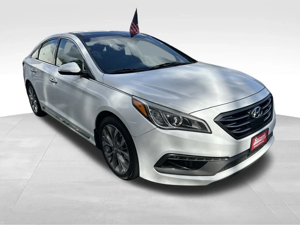 2017 Hyundai Sonata - Image 8 of 12