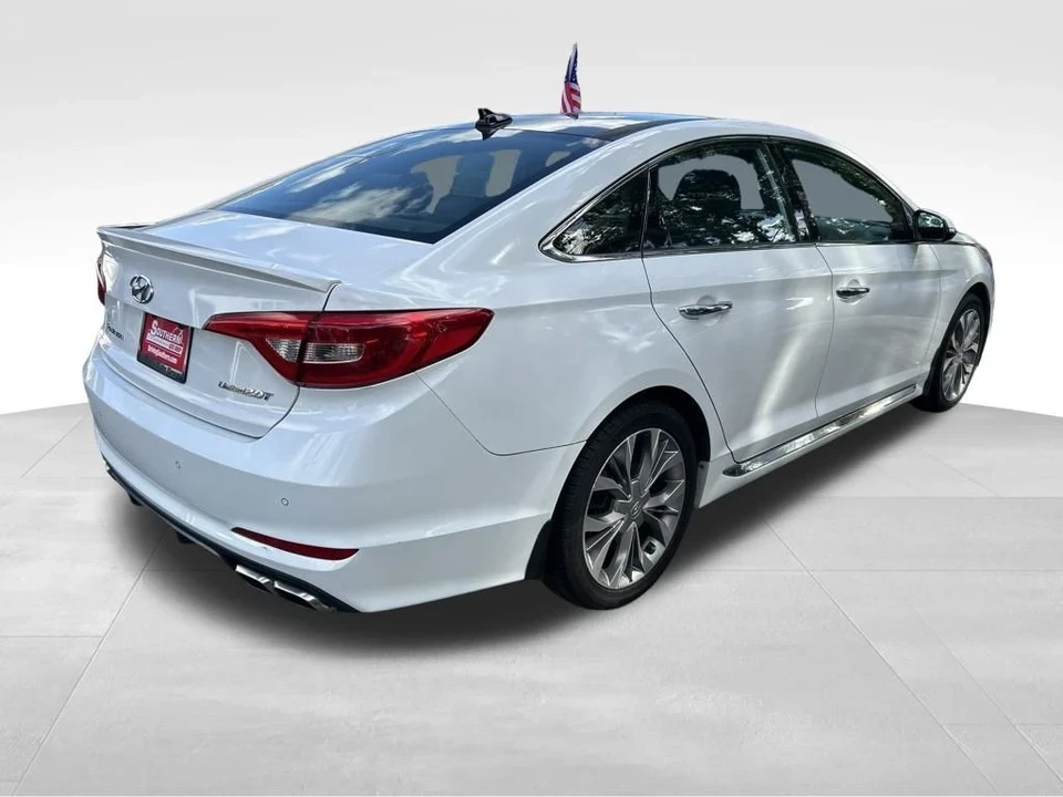 2017 Hyundai Sonata - Image 5 of 12