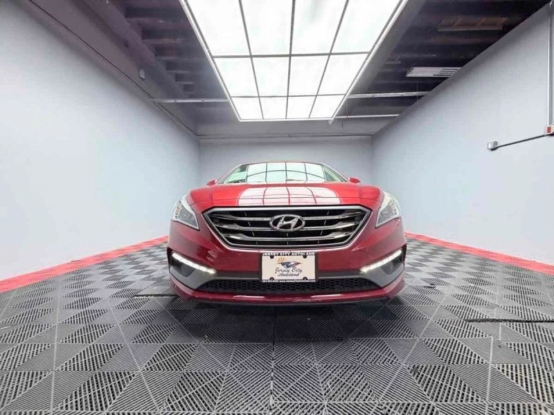 2017 Hyundai Sonata - Image 8 of 12