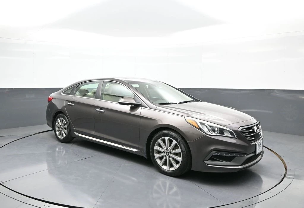 2017 Hyundai Sonata - Image 4 of 21