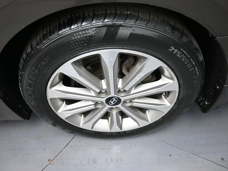 2017 Hyundai Sonata - Image 15 of 21
