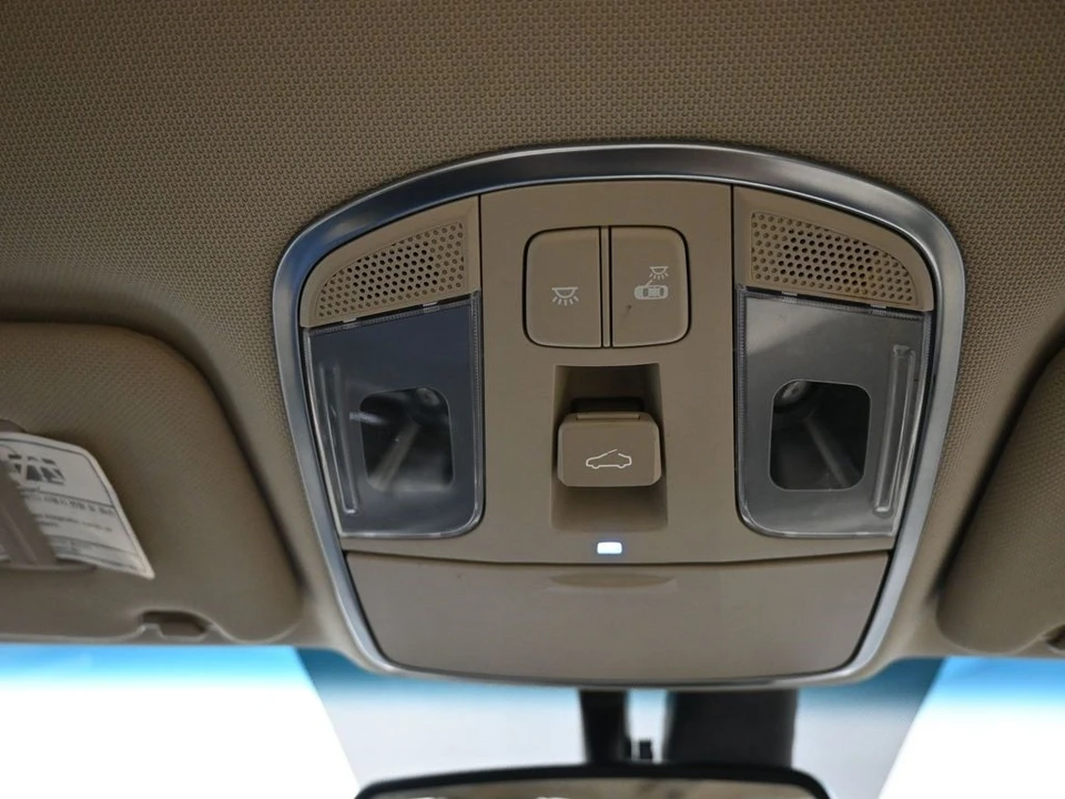 2017 Hyundai Sonata - Image 17 of 21