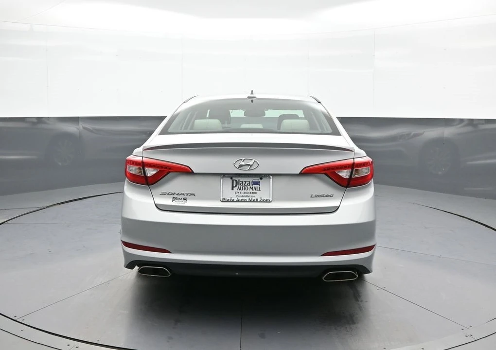 2017 Hyundai Sonata - Image 7 of 12