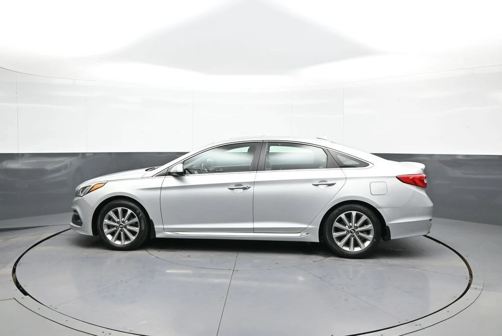2017 Hyundai Sonata - Image 9 of 12