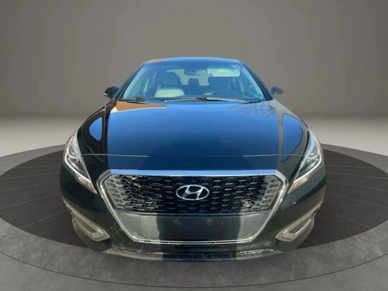2017 Hyundai Sonata - Image 2 of 12