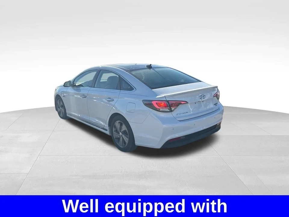 2017 Hyundai Sonata - Image 3 of 12