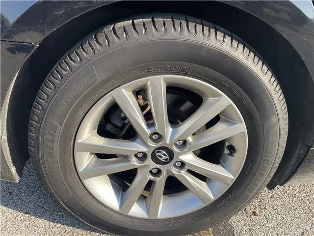 2017 Hyundai Sonata - Image 12 of 21