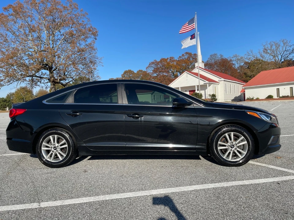 2017 Hyundai Sonata - Image 4 of 20
