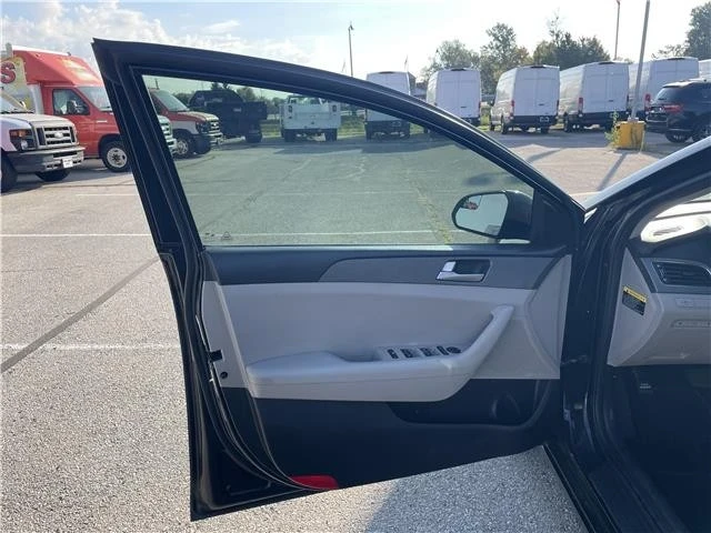 2017 Hyundai Sonata - Image 17 of 21