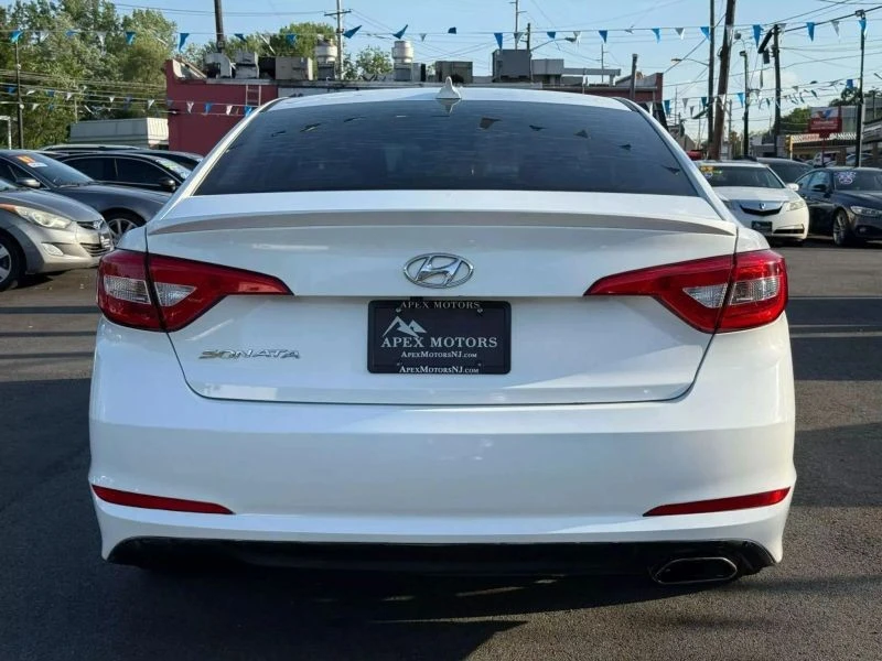 2017 Hyundai Sonata - Image 6 of 12
