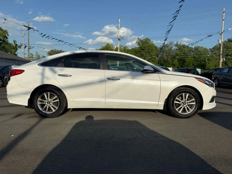 2017 Hyundai Sonata - Image 11 of 12