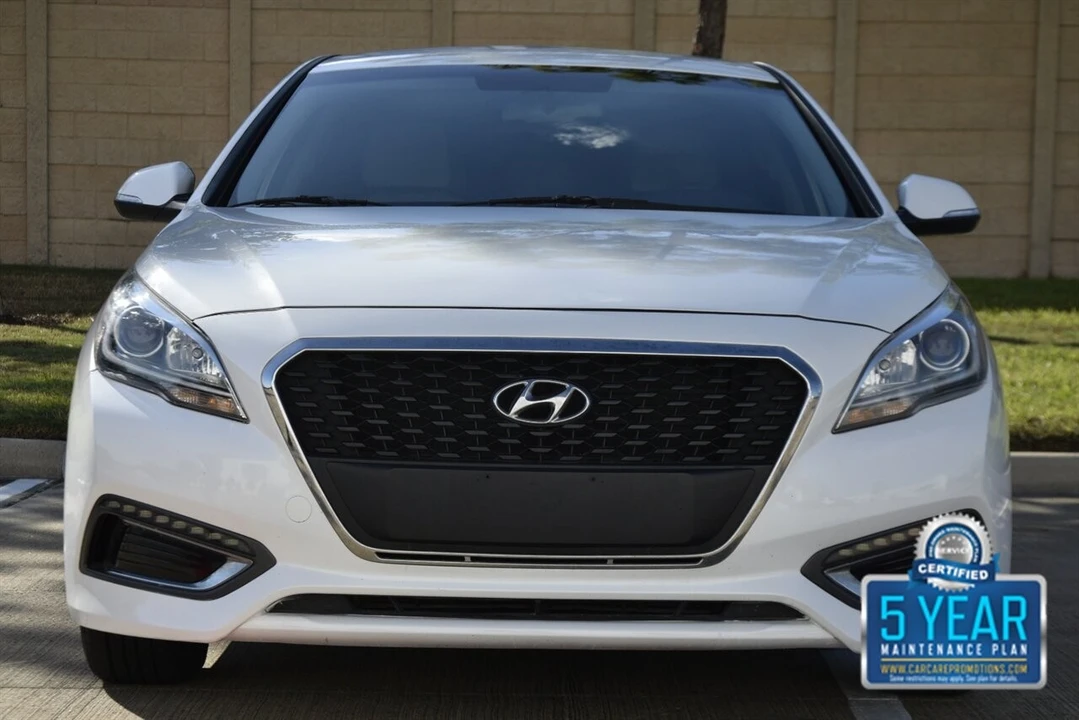 2017 Hyundai Sonata - Image 3 of 4
