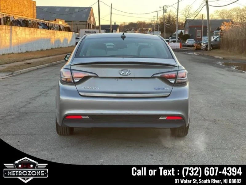 2017 Hyundai Sonata - Image 11 of 12