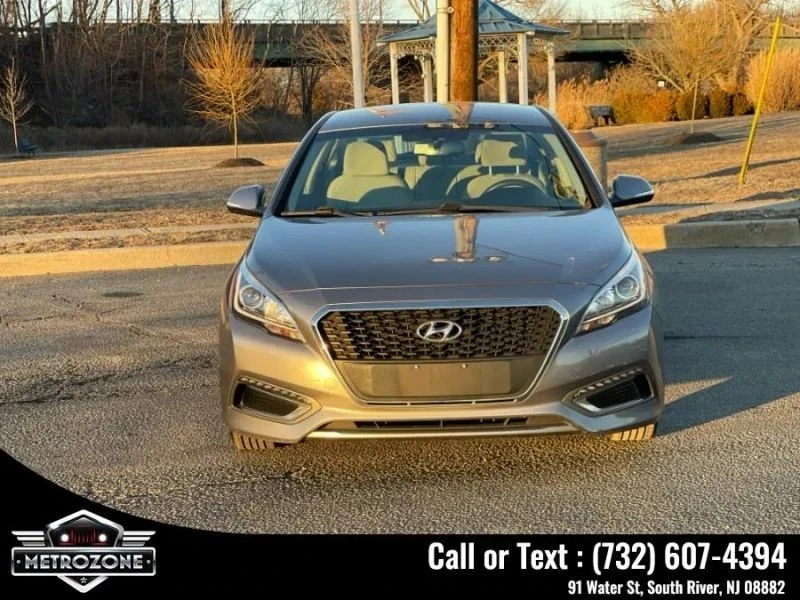 2017 Hyundai Sonata - Image 8 of 12