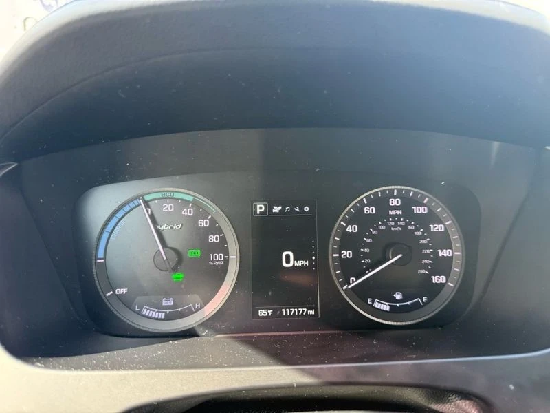 2017 Hyundai Sonata - Image 10 of 12
