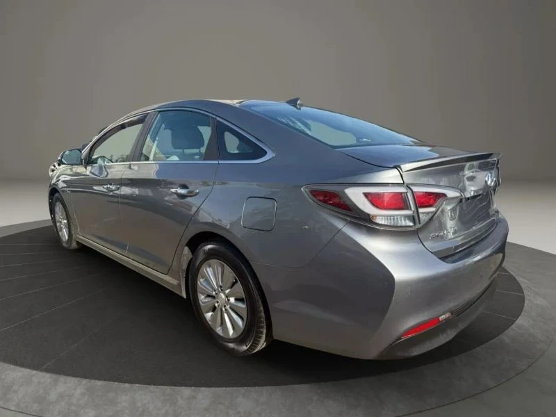 2017 Hyundai Sonata - Image 7 of 12
