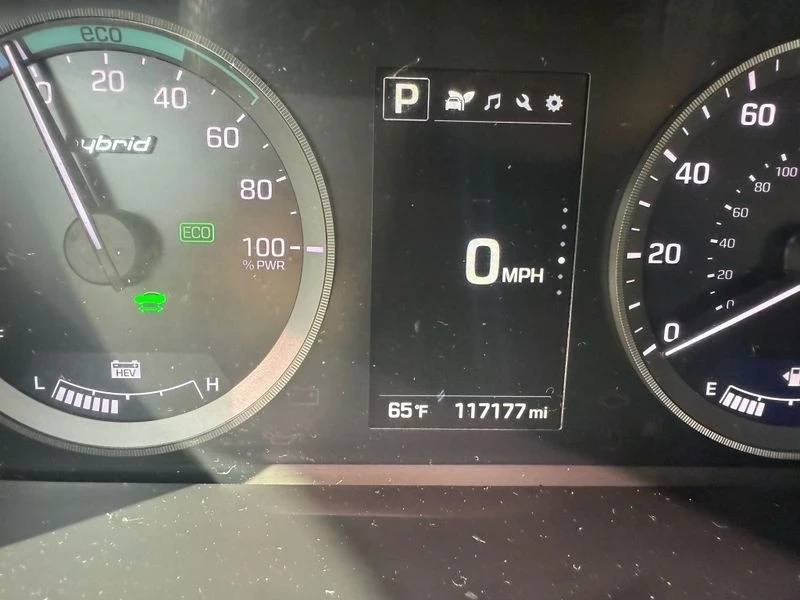 2017 Hyundai Sonata - Image 11 of 12