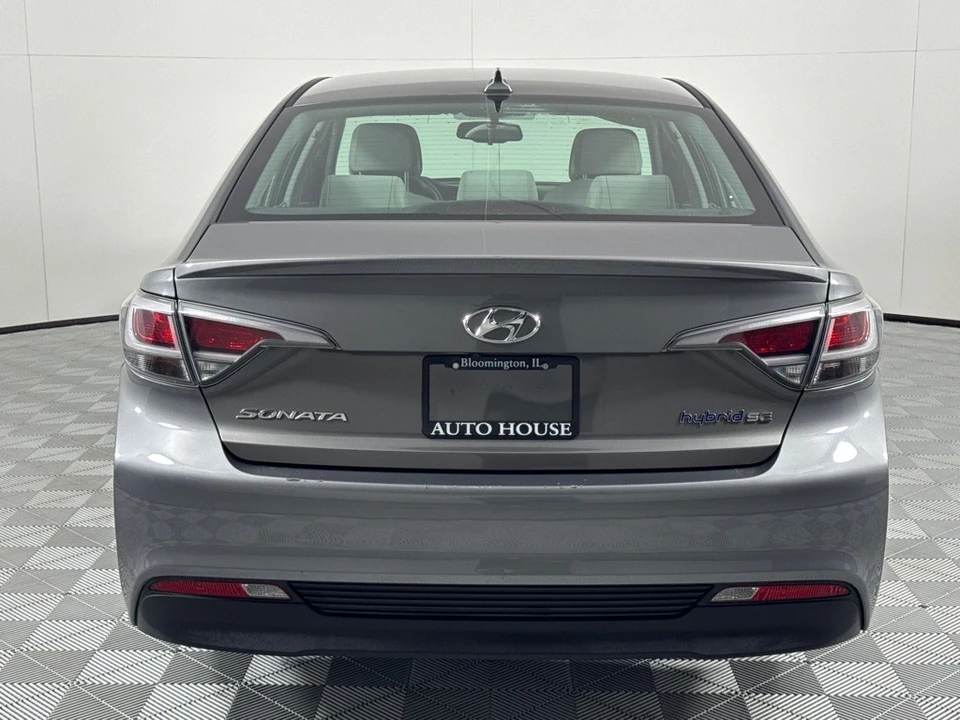 2017 Hyundai Sonata - Image 5 of 12