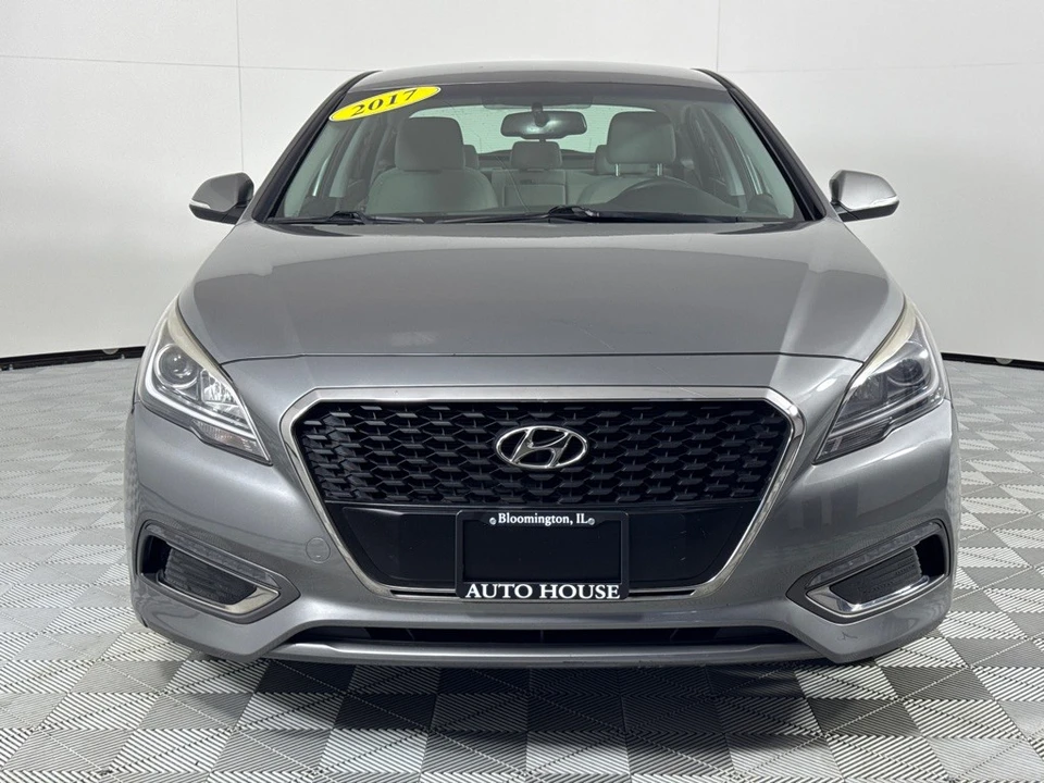 2017 Hyundai Sonata - Image 9 of 12
