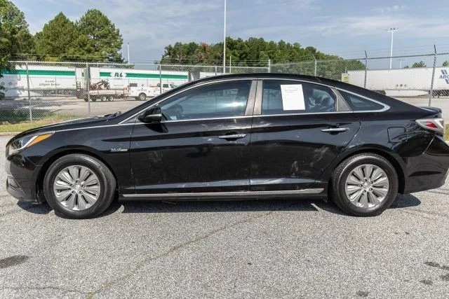 2017 Hyundai Sonata - Image 11 of 21