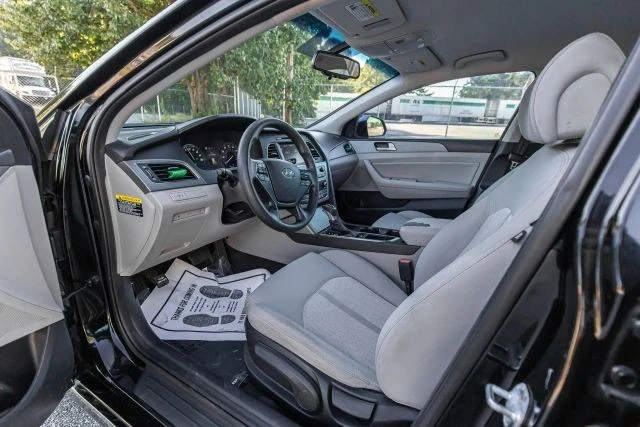 2017 Hyundai Sonata - Image 16 of 21