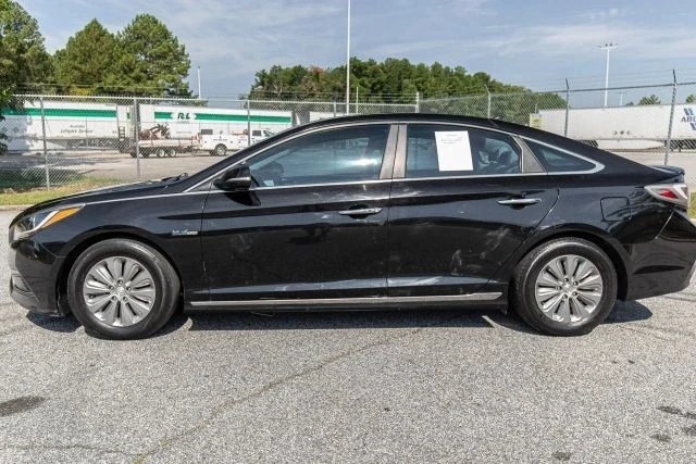 2017 Hyundai Sonata - Image 11 of 21