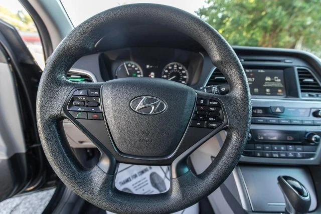 2017 Hyundai Sonata - Image 21 of 21
