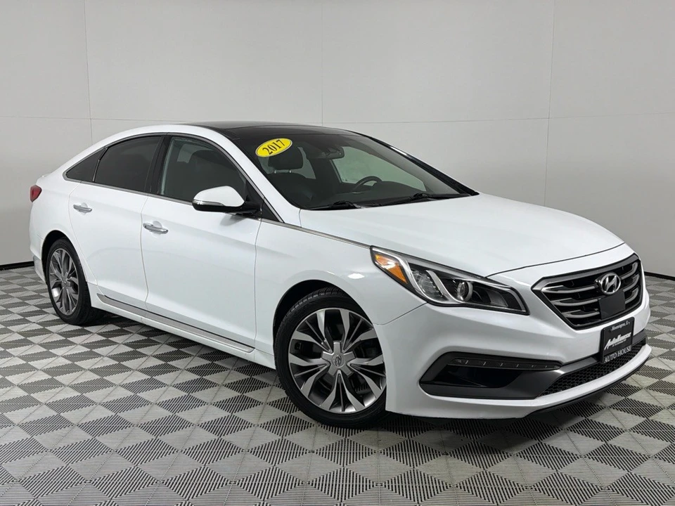 2017 Hyundai Sonata - Image 2 of 12