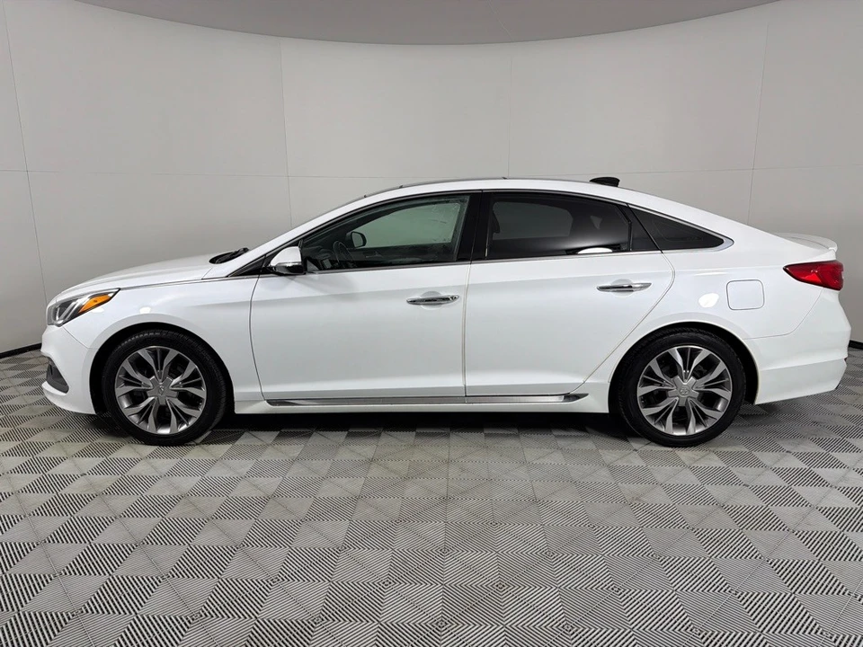 2017 Hyundai Sonata - Image 8 of 12