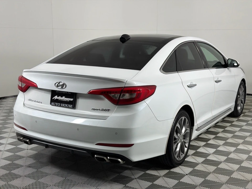 2017 Hyundai Sonata - Image 5 of 12